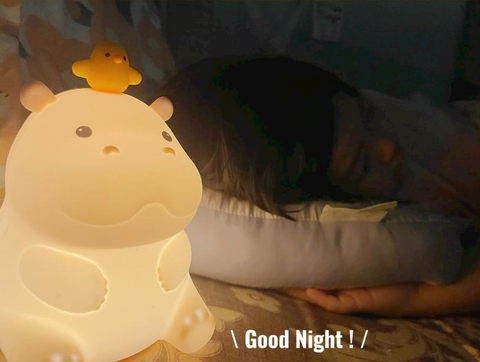 【關於小希👧🏻】開箱分享｜河馬引力 Cozy Hippo 拍拍小夜燈
