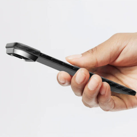 Thin and light, bare-device feel